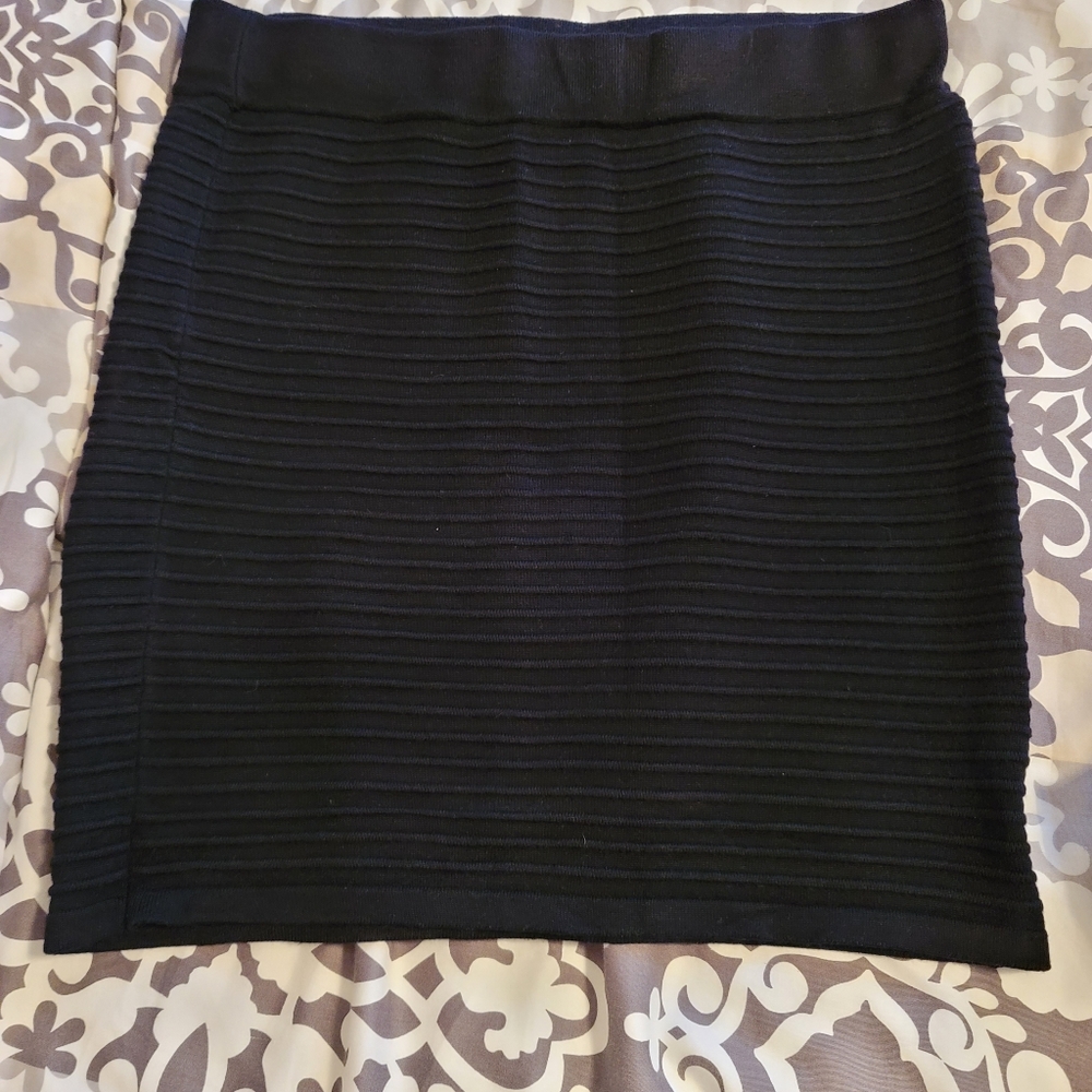 DYNAMITE Black Ribbed Mini Skirt